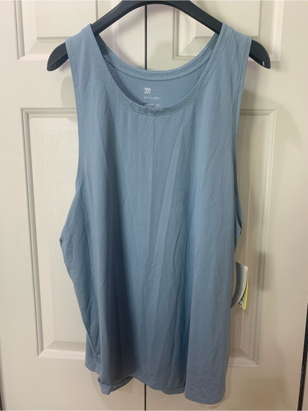 Men’s All in Motion Linear tank top size Large